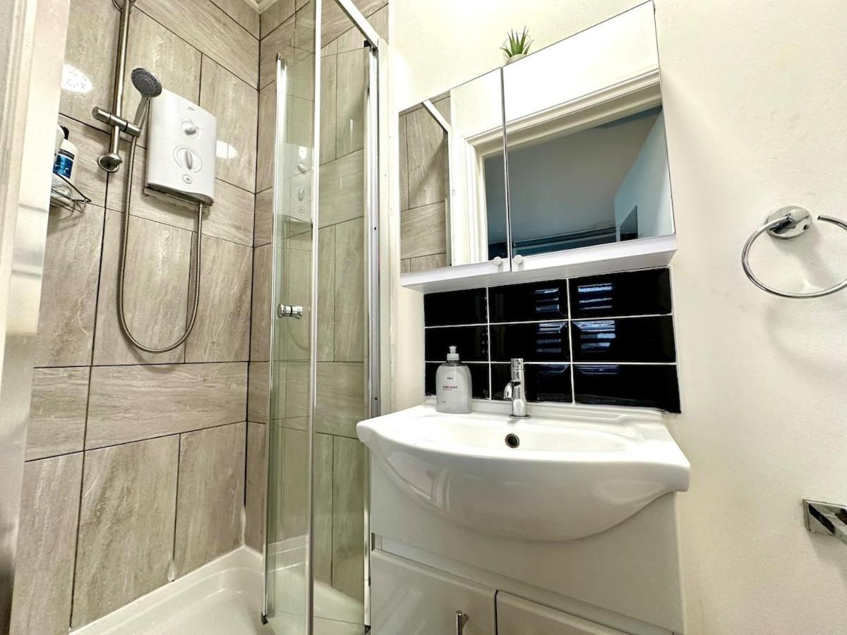 Appartamento Spacious 2beds Flat In *
